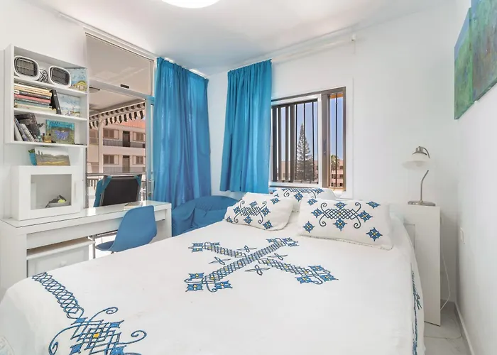 דירה Apto Feliz-los Cristianos Beach, Pool & Center